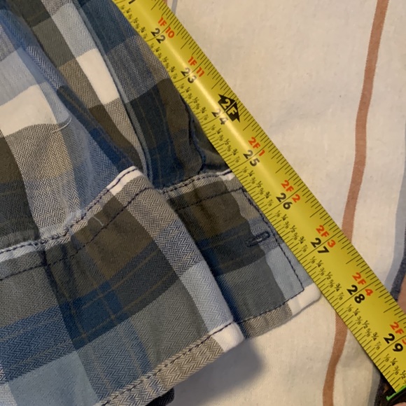 Guess brand western style plaid shirt with embroidered yoke and shoulders - Picture 7 of 8